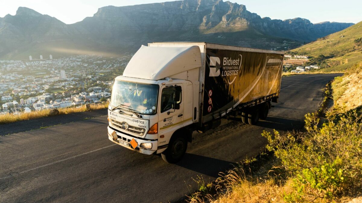 BIL logistics Truck